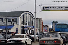 Входная группа Центральный рынок Ижевска, (рынок на Сенной).  Красноармейская,  126